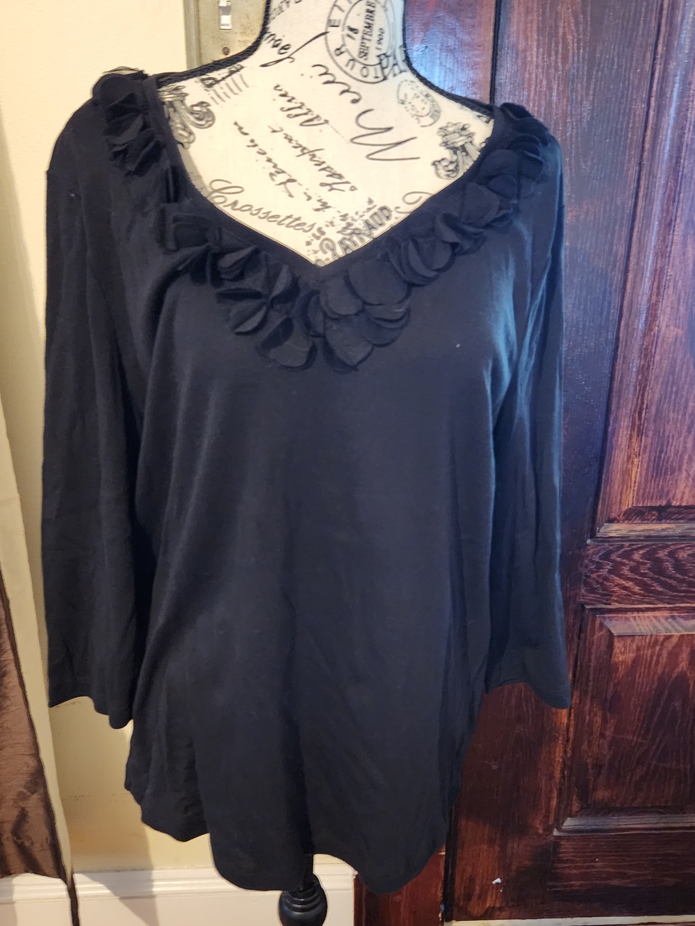 Cato's Women’s Black V-Neck Floral Trim Top XL